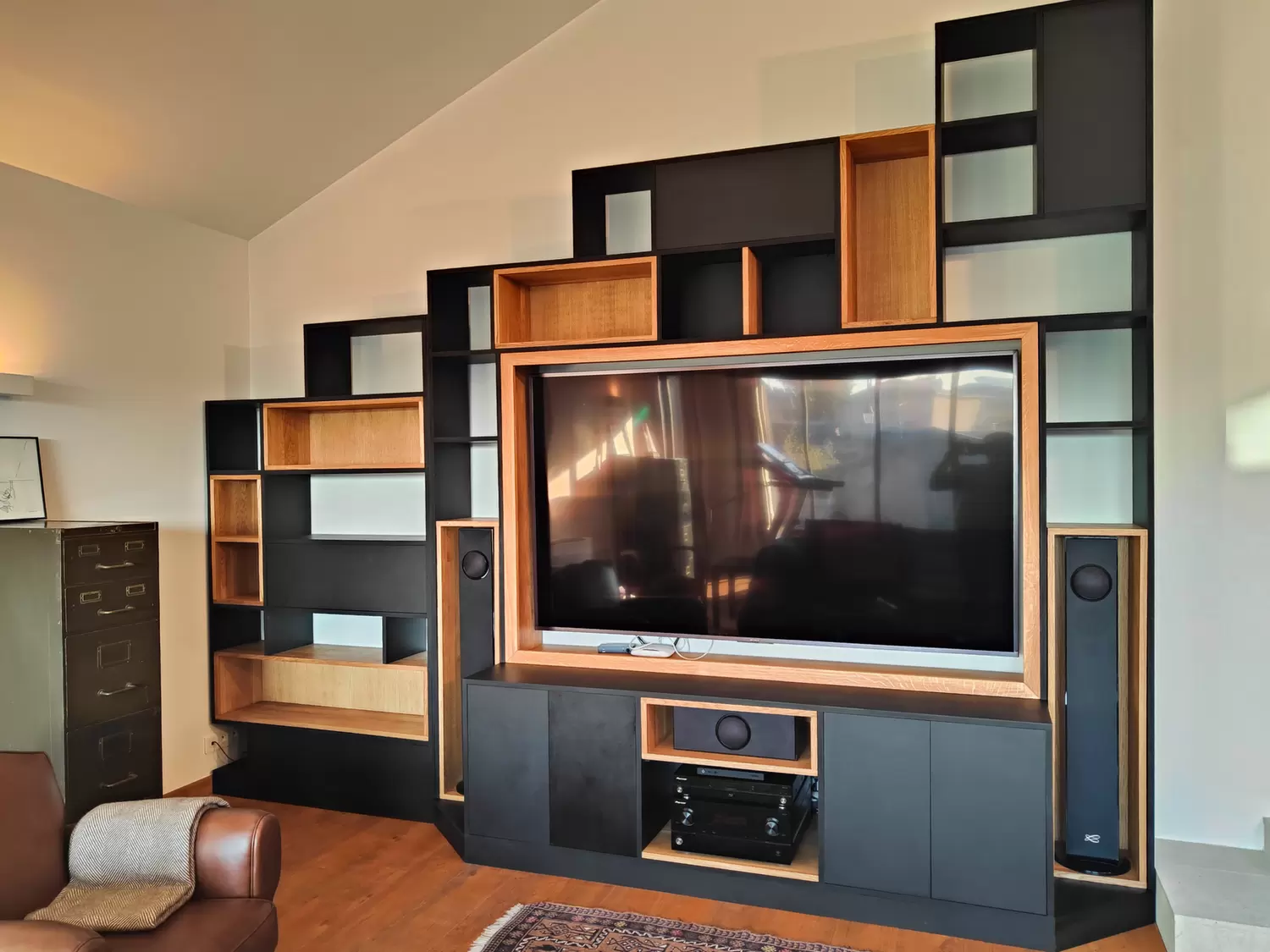 Bibliothèque HIFI, médium noir & chêne — Châteauneuf-du-Pape (84)