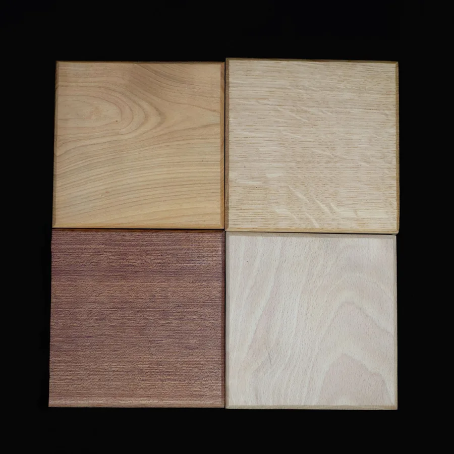 Dessous de plat en bois massif écoresponsable 12x12 cm