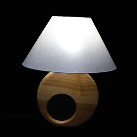 Lampe artisanale en frêne massif