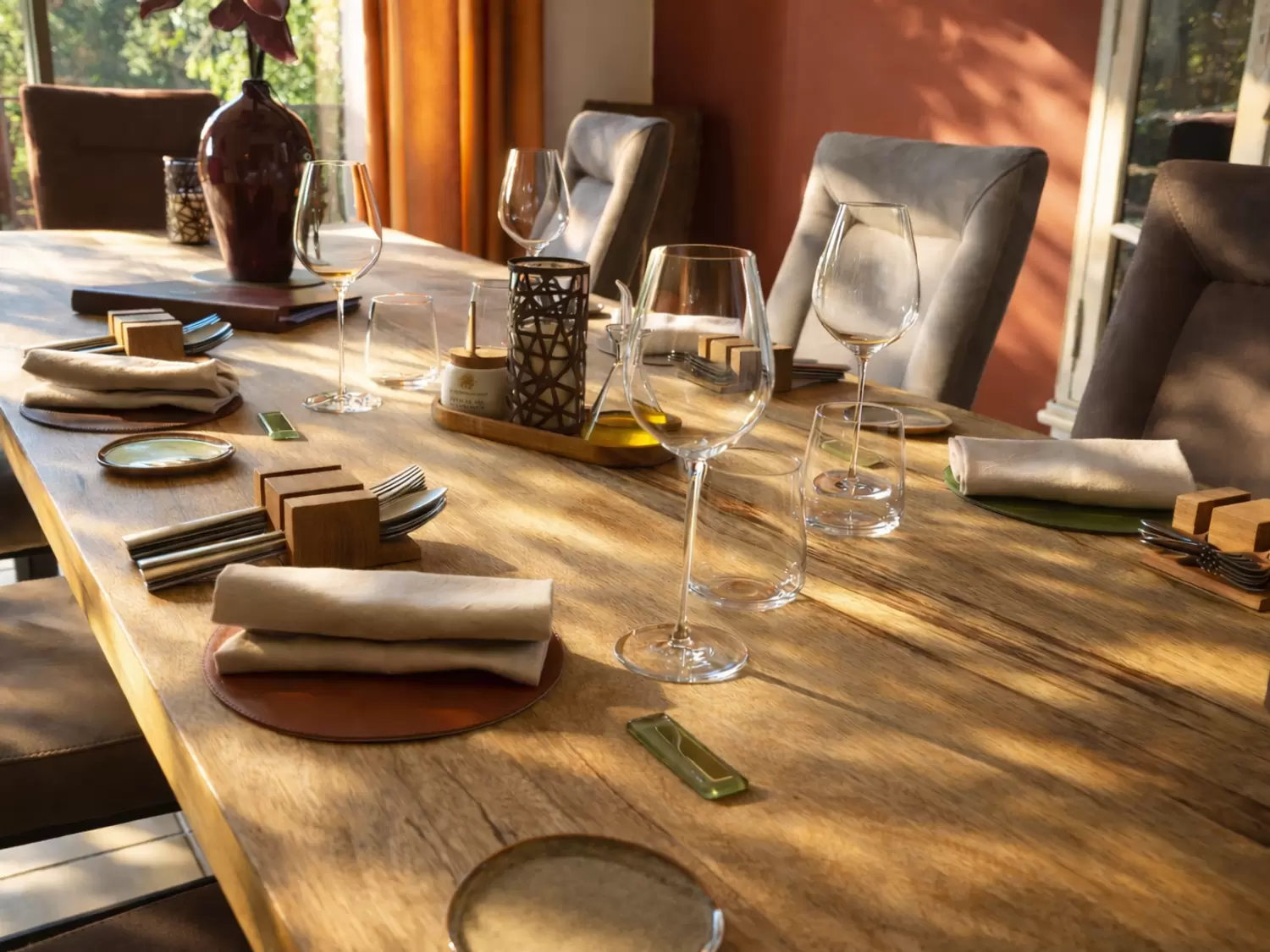 Tables de restaurant semi-gastronomique — Saint-Maximin (30)
